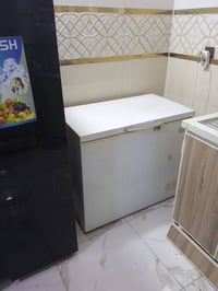 مجمده شرط الشغل والتجميد ثلج فول السعر 125 وبيها مجال بسيط للاستفسار ا...