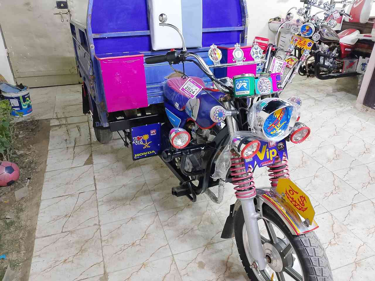 للبيع ستوته جمره فحل اوراق اصولي مديل 2020 سعر (1,550) ستوته كلشي ماعايزه ركبه شاصي مكفول من لحيم شراي يتصل *********** 
نجف
