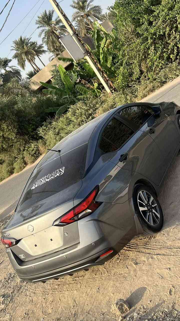 السلام عليكم 
نيسان فيرسا 2024 وارد امريكي السياره كلش نضيفه وحلوه ارباك واحد طاك بيها الي يم الدوسه مال البانزين ضربتها خفيفه حلوه السياره فحص موقت 
اضباره كامله شرط كبل تشد لوحات 
السياره بلنجف  رايدها ب105 وبيها مجال للشراي
الرقم ***********
هواي بيها موصفات ما ذكرتهن
رجائا بس الشراي يتصل

