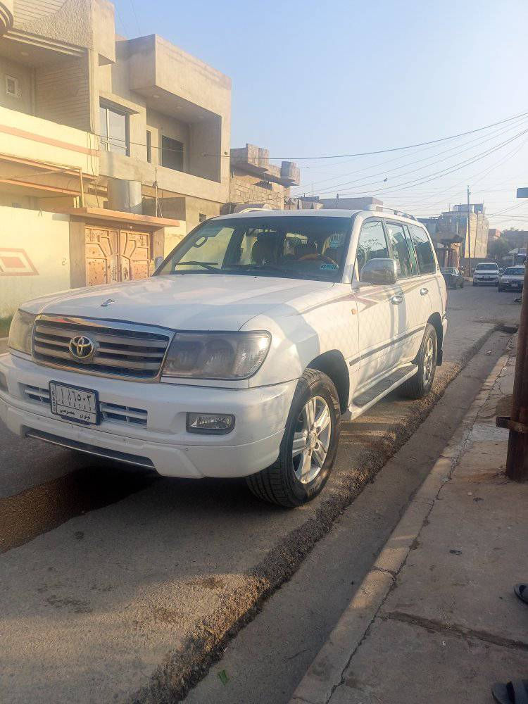 السلام عليكم جكساره موديل الفين للبيع المكان الموصل التواصل معي رقم الهاتف ***********
