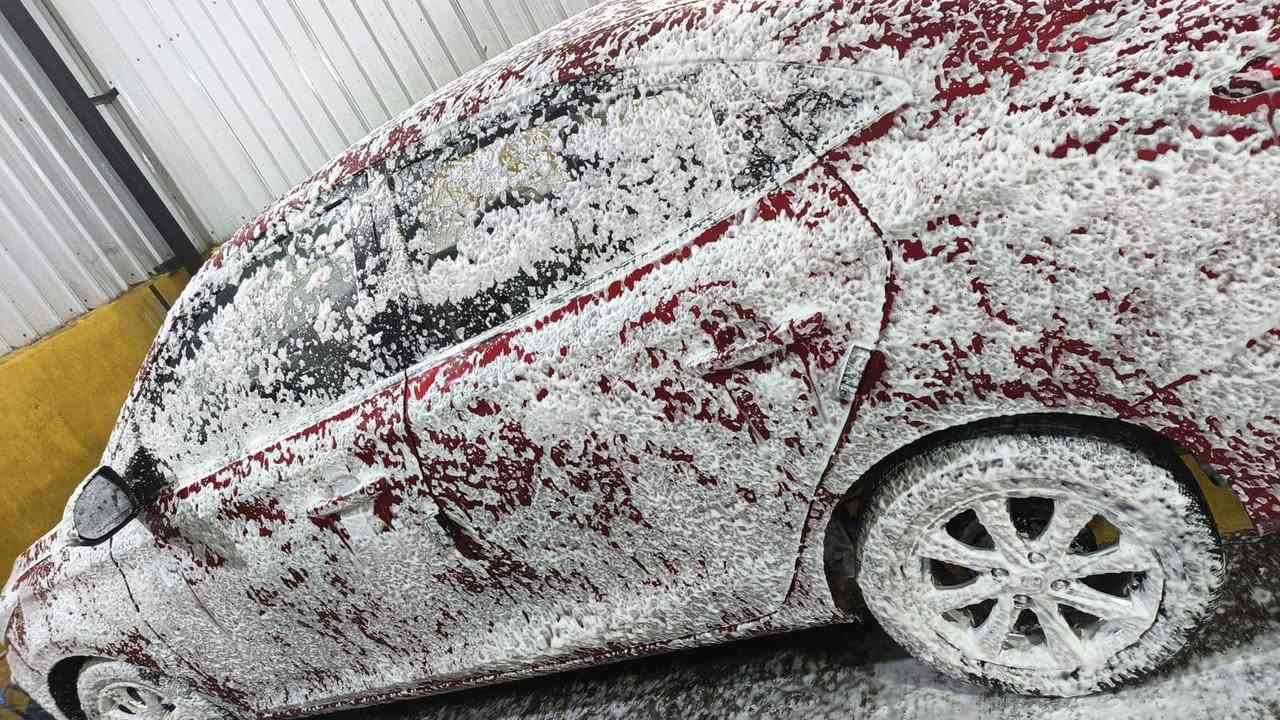 سلام عليكم 
شانجان لسفن ماشية الفين ونص ٢٥٠٠ موديل 2025 
مخلي تخم تايرات عالية 
شخط مابيها اخت زيرو سعرها ١٥ مليون وربع  
علما بشركة زيرو 2026 سعرها ١٧ مليون ونص ونفس المواصفات  ونفس النضافة شرط كركوك, العراق


**إذا كنت صاحب هذا الإعلان وتريد حذفه لأي سبب، رجاءا أرسل رسالة إلى الدعم الفني**