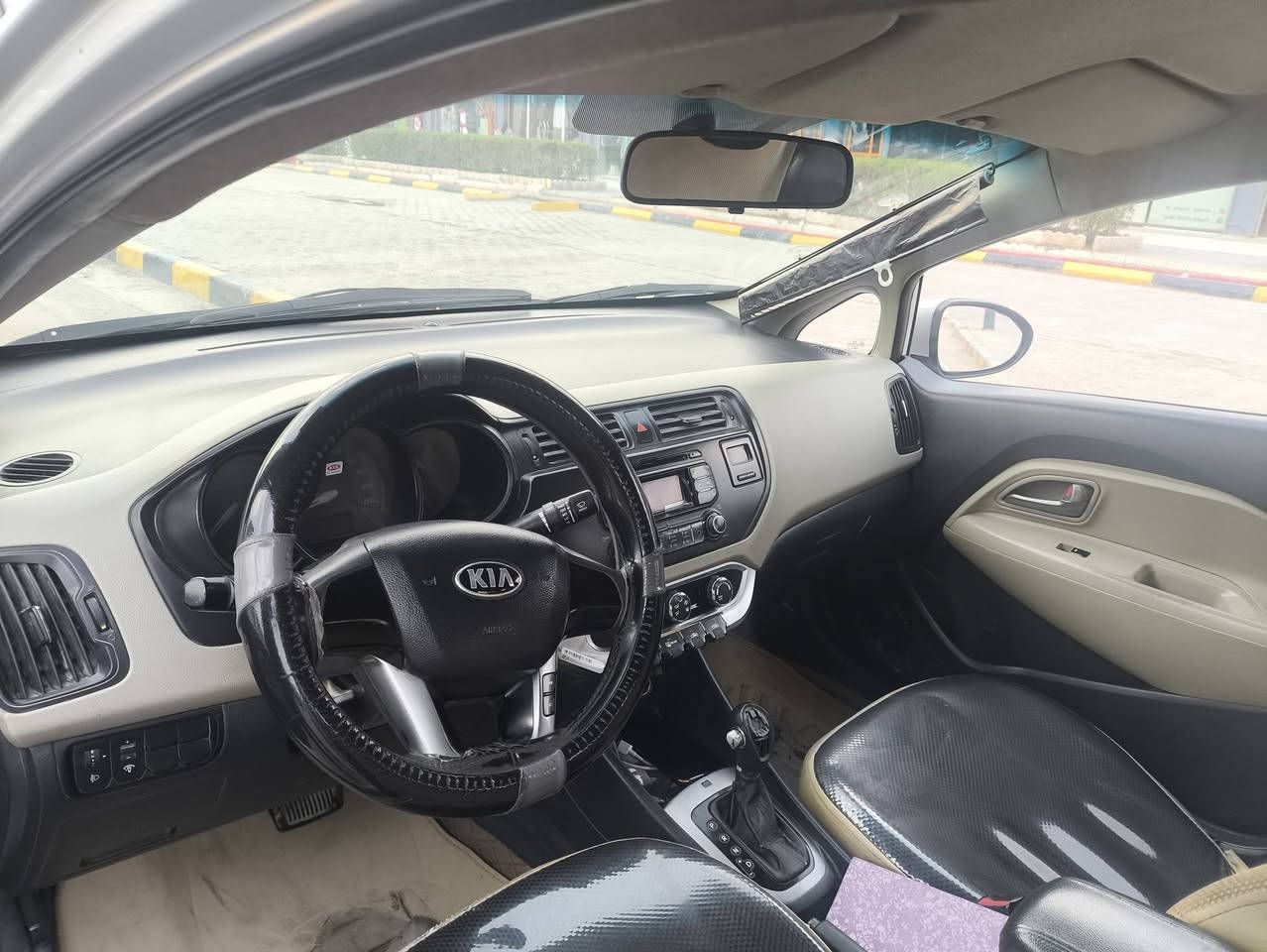 السلام عليكم
كيا ريو موديل 2015 خطرتين خليجي بيه جاملغ شوف العين مكينه وكير خير من الله تجي تكلب تشوف تقتنع الك يمي مداور باسمي قادسيه المكان قضاء غماس السعر 85وبيه مجال 

***********
