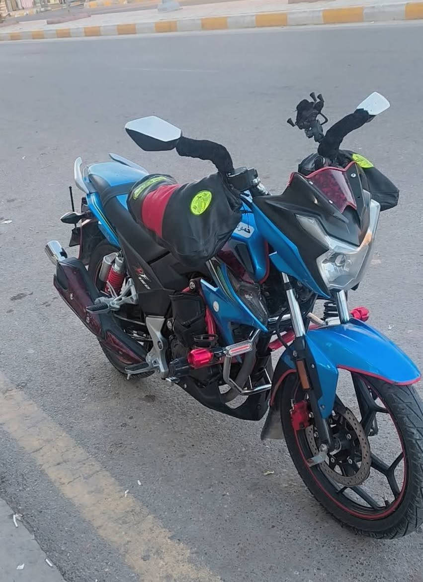 سلام عليكم هاوجي دي اف ازرك مسجل موديل 20 محرك إسبانه ممدود عليه تحويل اشوكت متريد دراجه مناقصه برغي مجمبز كامل مكانه رمادي  اتصل وبيك خير ودلل ***********   االسعر 19ونص قفل
