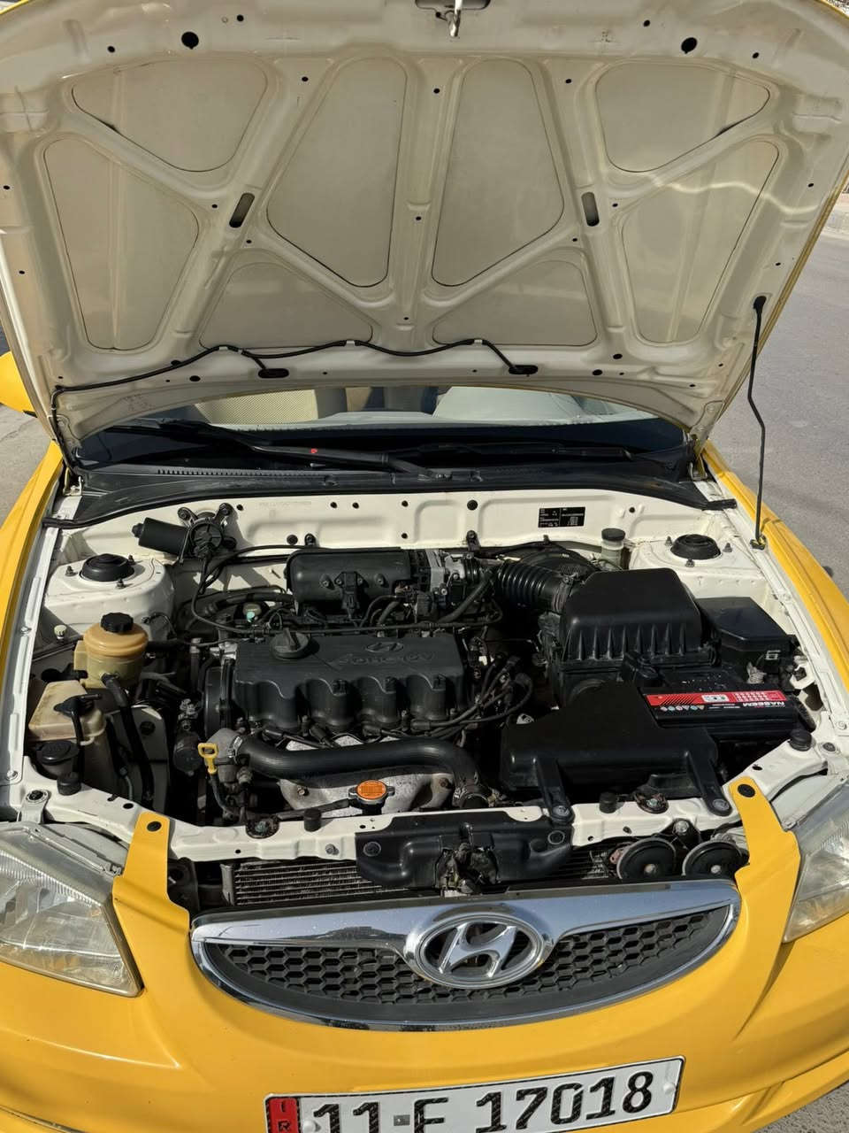 السلام عليكم شباب فيرنة موديل 2014 بسمي رقم بغداد انكليزي مصفرة هية وغرامات كفالة من الضربة والتبديل تخم تاير جديد باتري جديد صدر مامي خلفي دوشمة عام مكينة كير كفالة تبريد ثلج برغي مابيهة نقص السيارة جديدة كلش وجاهزة معيودة الجمالية وعندي صورهة قبل لا اعيدهة السعر 78$ ورقة مكاني بغداد الشعب تلفون ***********
