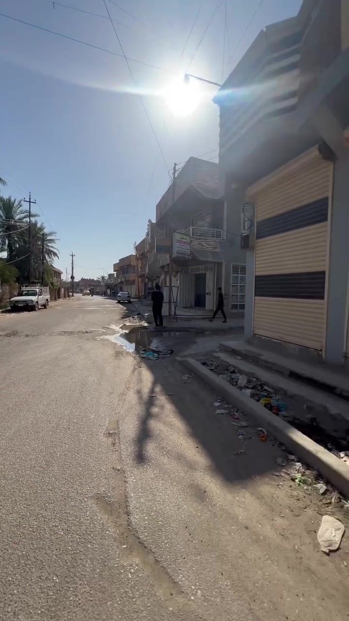 السلام عليكم للبيع عماره3محلات +ارض المساحة الكلية225 متر  السعر مناسب جداً العنوان قرب جزيره بغداد السياحية الشارع الرئيسي  التجاري قرب مدرسة الفلاح للستفسار/***********
