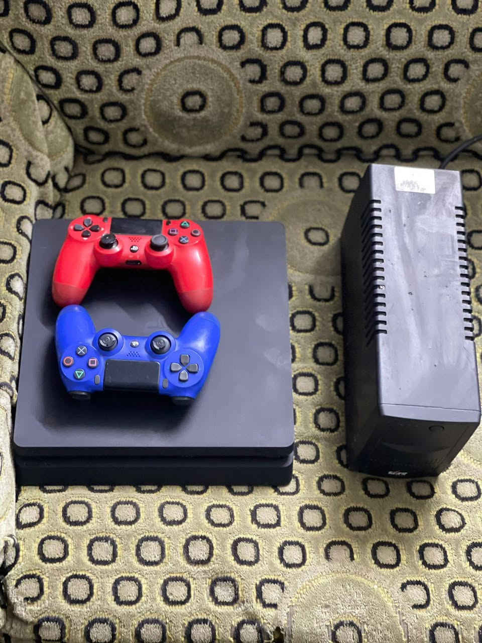 بليات 4العدد2 هنا ويوبي اس العدد2+شاشات العدد2+فيشه نضافه 100/100 /***********
