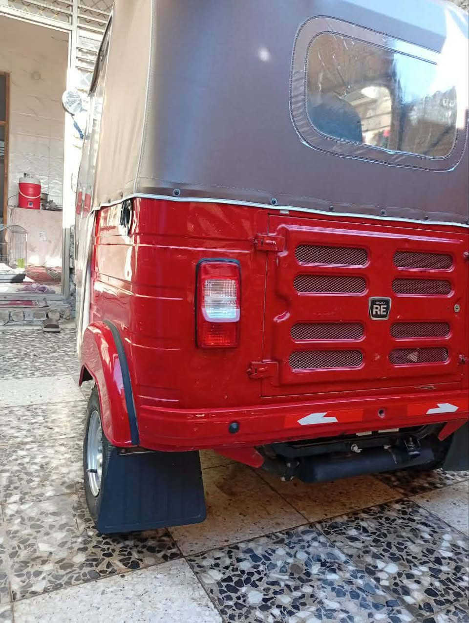 السلام عليكم تكتك ١٩ شهر ١١ نهايته تكتك جاهزه مرقمه بسمي تحويل ثاني يوم السعر ٦و٢٥٠ وبيهه مجال ***********
