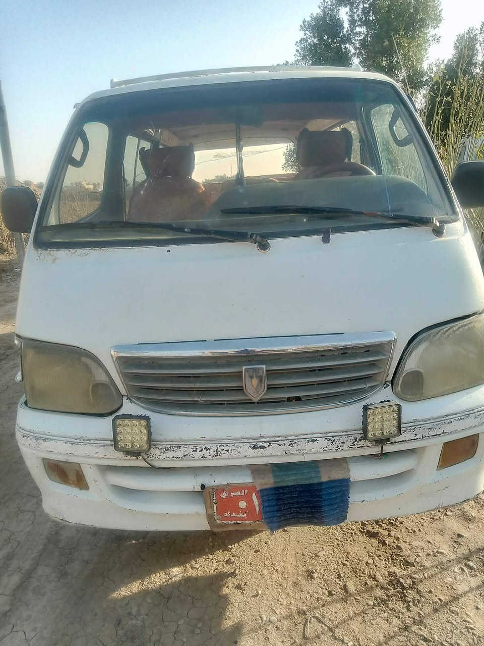 اسلام عليكم فوتون البيع  موديل 2008 رقم بغداد مكلف بل نشر هاذة رقم ابو اسيارة 
***********
