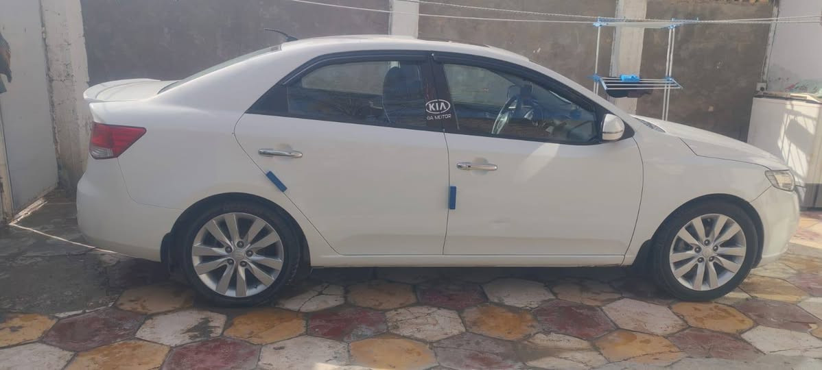 سلام عليكم مرخصت الادمن للبيع فقط سيراتو ١٣ فول مواصفات رقم أربيل مكفول كفاله عامه السعر ١١٥ وبيهه مجال مكان السياره بابل المركز اخوان اني مكلف بالنشر رجأن لحد يراسلني خابر صاحبهه وفتهم  ***********
