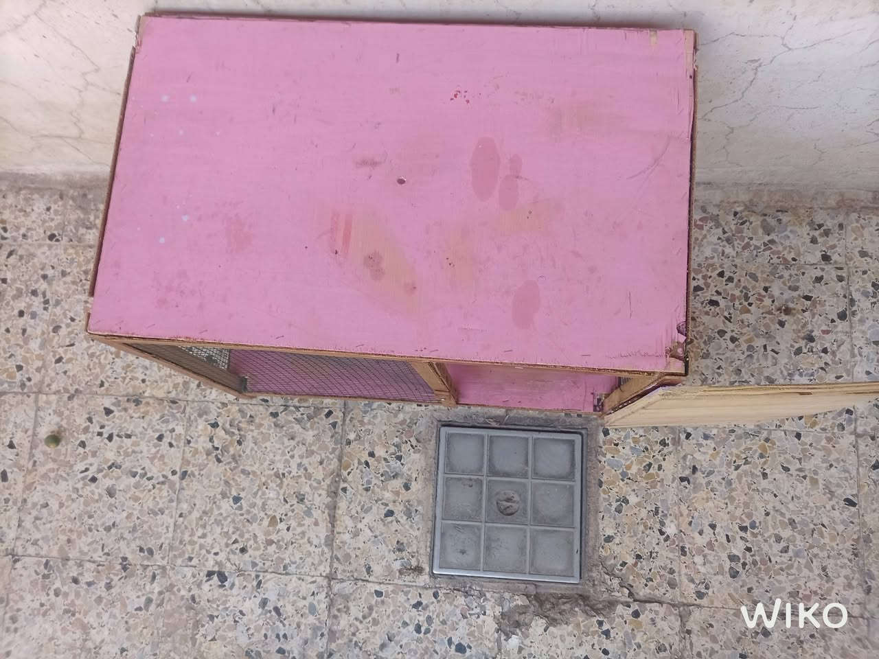 للبيع قفص سعره 12.  مكان موصل


**إذا كنت صاحب هذا الإعلان وتريد حذفه لأي سبب، رجاءا أرسل رسالة إلى الدعم الفني**