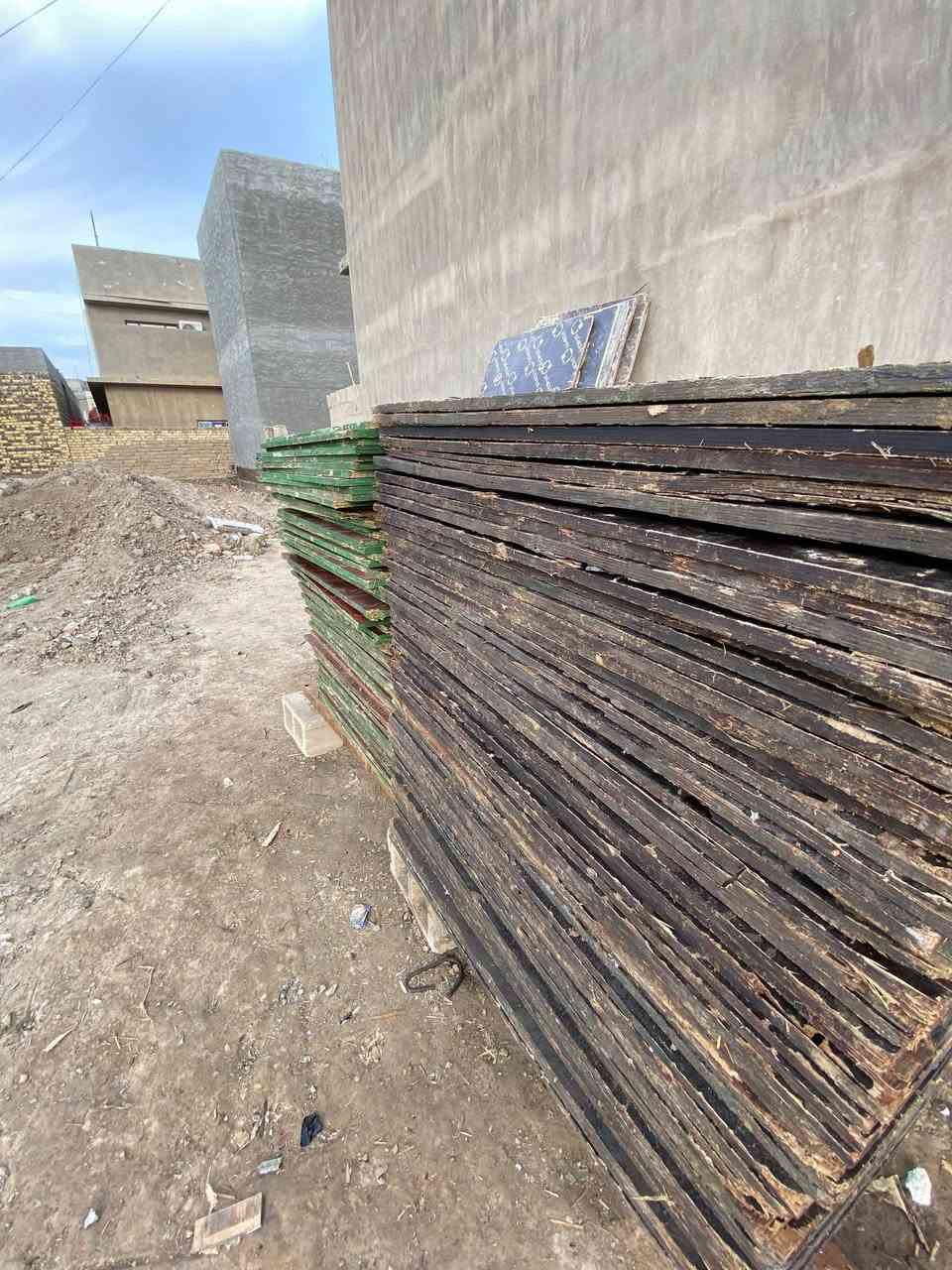 سلام عليكم بلاويد روسي درجه اولئ كيج 22 ستندر فقط كمية مفتوحه بسعر مناسب جداا للتواصل ***********//***********
