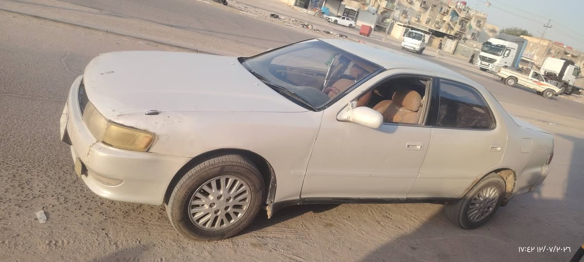 السلام عليكم عندي كرسته البيع
كفلك نقل والكص
والسنويه منتهيه من الفين وخمسه وعشرين
سياره مكفيه كير ومحرك كرتون وتخم تاير جديد*********** والسعر 29
