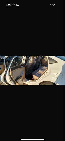 السلام عليكم اكسنت موديل ٢٠١٢ بلو ماشيه ١٢٥ الف جاهزه ومكفوله بيه بس بارد بالجاملغ الخلفي السعر ١٠٧ وبيه مجال بسيط مكاني بغداد السيدية رقمي *********** بغداد
