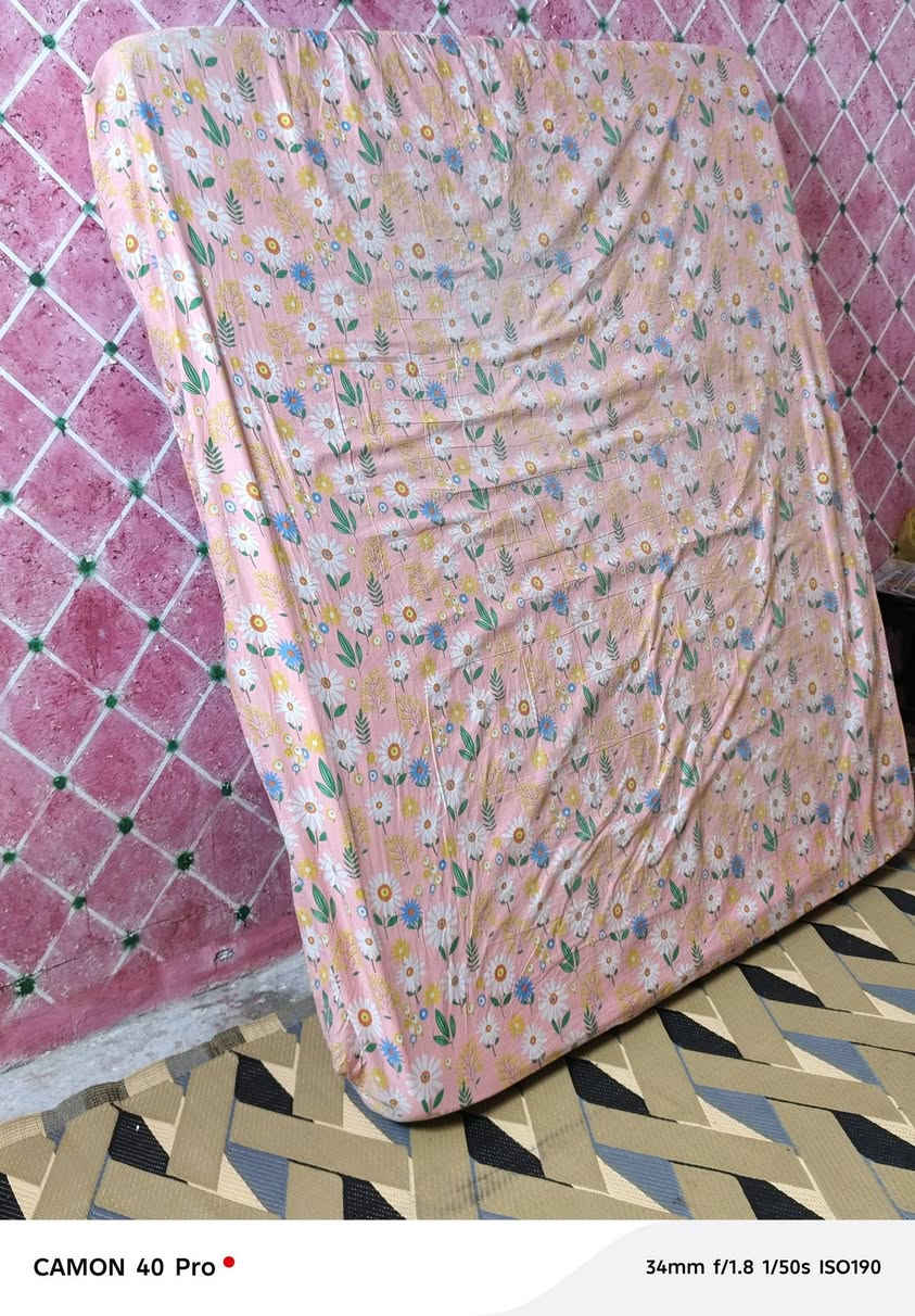 السلام عليكم للبيع***********
