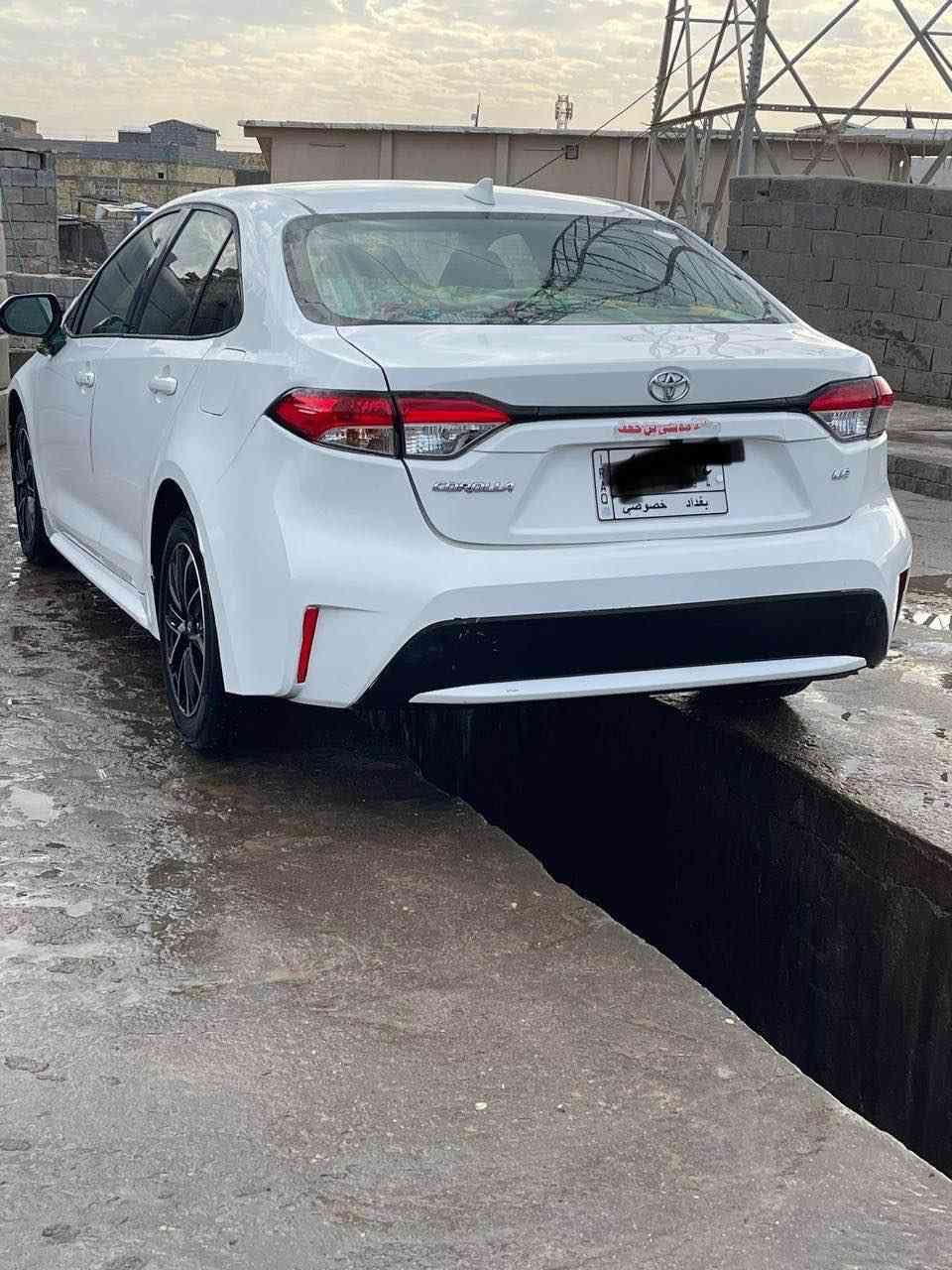 للبيع – سيارة موديل 2022
السلام عليكم 

🔹 وارد أمريكي (معوقين – بغداد)
🔹 انتهاء السنوية: سنة 2028
🔹 نص فول
🔹 اللون: أبيض

📌 الملاحظات:
▫️ ضربة مدكر يمين (أمامي) 
▫️ ضربة جاملق يمين (خلفي)

✅ السيارة جاهزة من كل شيء
✅ ما بيها أي نقص

💰 السعر: 127 ورقة (قابل للتفاوض)

📍 الموقع: البصرة – أبو صخير

📞 للشراء والاستفسار:
***********
(يرجى الاتصال بس شراي فقط:: البصرة, العراق
