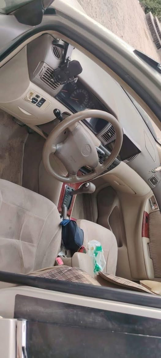 السلام عليكم
للبيع كورلا 2007 رقم بغداد مشروع وطني  بسمي

محرك كير جدد تبريد ❄️ 

السعر 90 وبيها مجال بسيط

مكان السياره بغداد رقمي ‭***********‬
