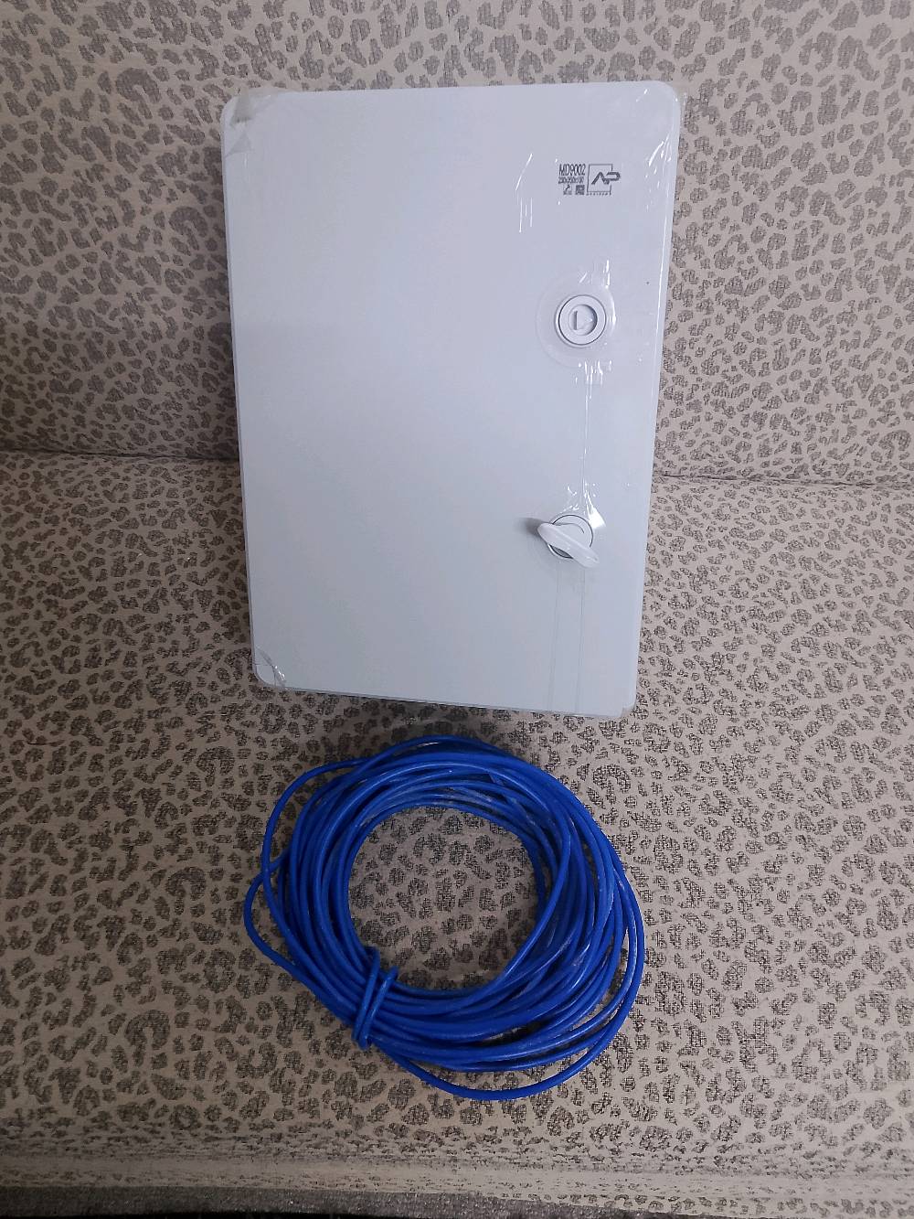  

صندوق كامل للبيع 

قاطع دورة 32 امبير اصلي 

جهاز تحويل منظم فولتيه

بلك سويج ابو الحمايه + واير ابو 6 عدد المتار 8

السعر 40الف مكاني بغداد الحريه 