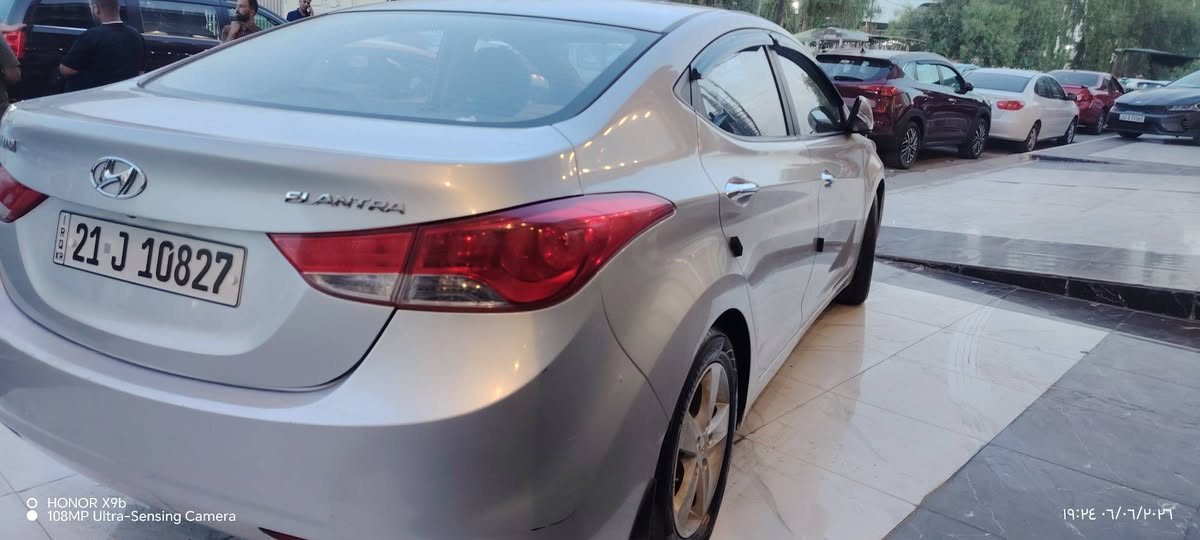 النترا مديل 14رقم جديد بدون صبغ وبدون بارد وبدون تقحيل سيارة مال بيت تبريد شرط مكينة وكير شرط سعرها ١١٥بيها مجال ***********
