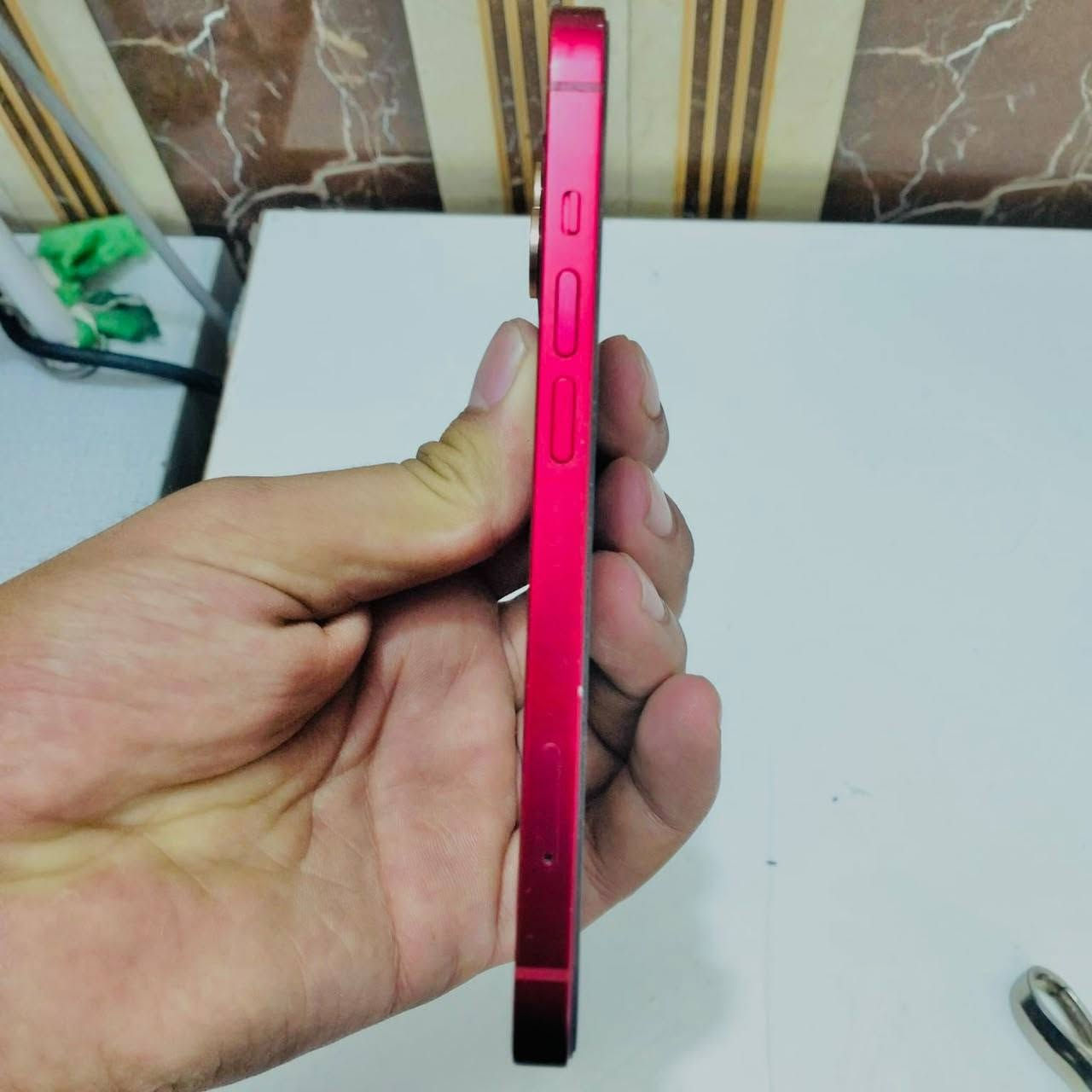 السلام عليكم آيفون ١٣ عادي مستبدل بطاريه فقط. 
الباقي كفاله 
فيس إيدي سيم كارت 
كأمره 
ذاكره ١٢٨ 

عنوان دوانيه دغاره 
السعر ٤٢٥. 
*********** 
متواجد واتساب فقط 
شراي راسل مو شراي لتراسل وضل تعامل 😘
