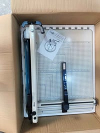 كتر منضدي اصلي A4 يكص الى ٣٥٠ ورقة سعر ١٤٠ الف   للطلب تواصل واتساب  0...