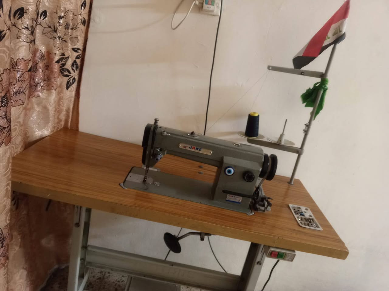 سلام عليكم مكينه خياطه للبيع السعر 250وبيه مجال مكاني الحصوه حي الانوار اتصل على رقم   ‏‪***********‬‏
