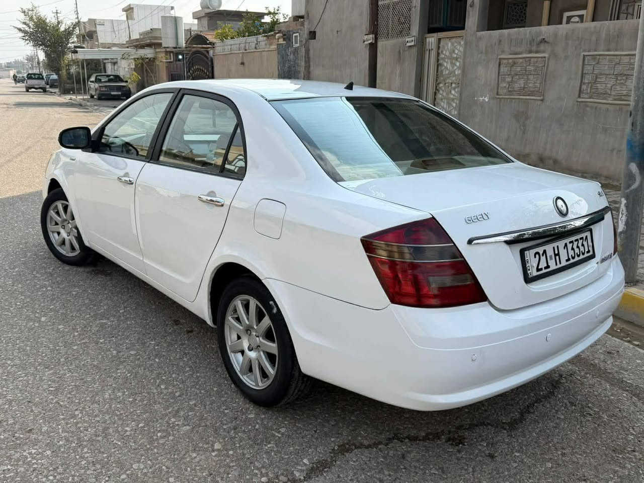 للبيع جيلي موبل موديل 2013 كيرمحرك عليها كورلا 18 يعني فكرك صافي لاعطلات بالكير ولامكينه ياباني بعد رقم سليمانيه دولي ومميز سنويه ورقم وهزه والبراد كلها جديد بي كوبون بنزين  سيارة فول مواصفات فول اوتماتيك برده بلادي  كشنات تغليف اصلي شاشه  كبيره كامره حساس خلفي اشاير بالمرايا جامات كهربائي سنتر لوك  سويج شخاطه مرايا كهربائيه  بعد بي اهوايا مواصفات كيرمحرك تبريد بشرط صدر امامي خلفي بشرط تيرات باتري كلها جديد والسيارة عليها ادامه  يعني مابي مصرف سيارة مال بيت اي نقص مابي سيارة بي اربع قطع صبغ اثر شخوط هلال صبغ وربع باب سائق صبغ وجمرلغ وبنيد الباقي بشرط السعر سعر اوبل 62 وبي مجال العنوان كركوك القادسيه شارع ابووليد ابيع نقد ومااراواس *********** كركوك, العراق
