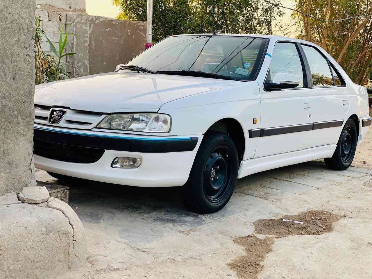 السلام عليكم بيجو بارص موديل 21 للبيع رقم بابل السيارة كفاله عامه من كلشي ماعده طختين بسيطات بل الباب والبنيد موضحه بل الصورة و السياره عله وضع الشركه جاهزه من كلشي مكينه جديده تخم تاير تبريد شغال السياره احلا من الصورة مال جناي ربع ماتذب عليه السياره بل السنويه محجوزه بس هيه خلص حجزه يعني تداور اتصير حره السعر 70 وبيه مجال مكان السياره الديوانية قضاء الشامية اتصال وبيك خير وتدلل اذا موو شراي اعبر المنشور ***********
