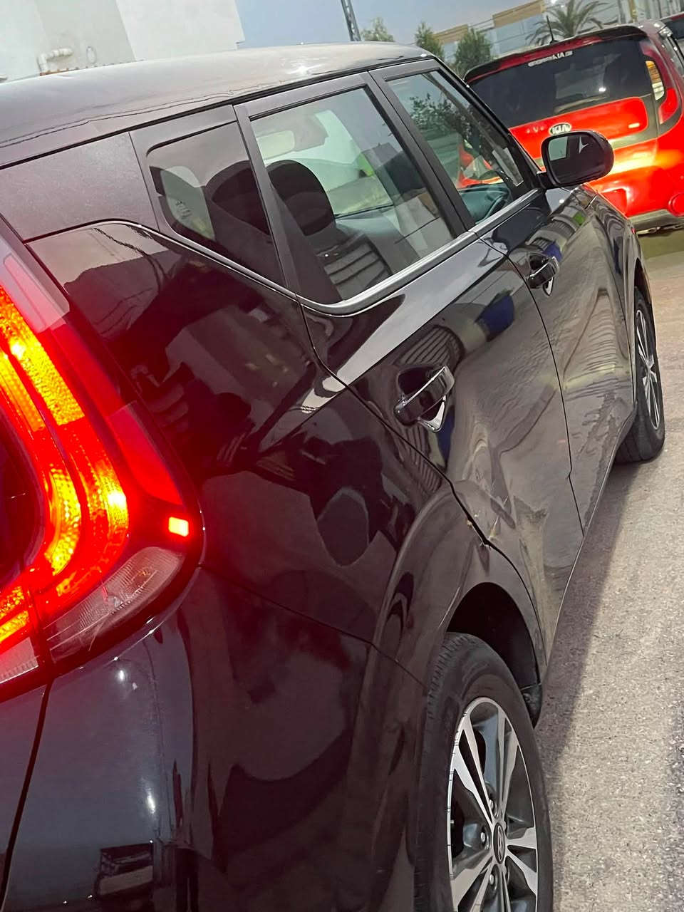 السلام عليكم 
للبيع صول امريكي 2023 
محرك 2000 دوش سياره 
مابيها قطره صبغ ولا تبديل 
حادثها فقط دعاميه
تخم تاير ويل كب كله جديد
تبريد ثلج 
رقم واسط مميز باسمي شكل جديد نكليزي سنويا جديد 
تحويل شوكت ما يعجبك حولك مكانها الكوت
سعر سياره 145 مجال شي بسيط  
***********
