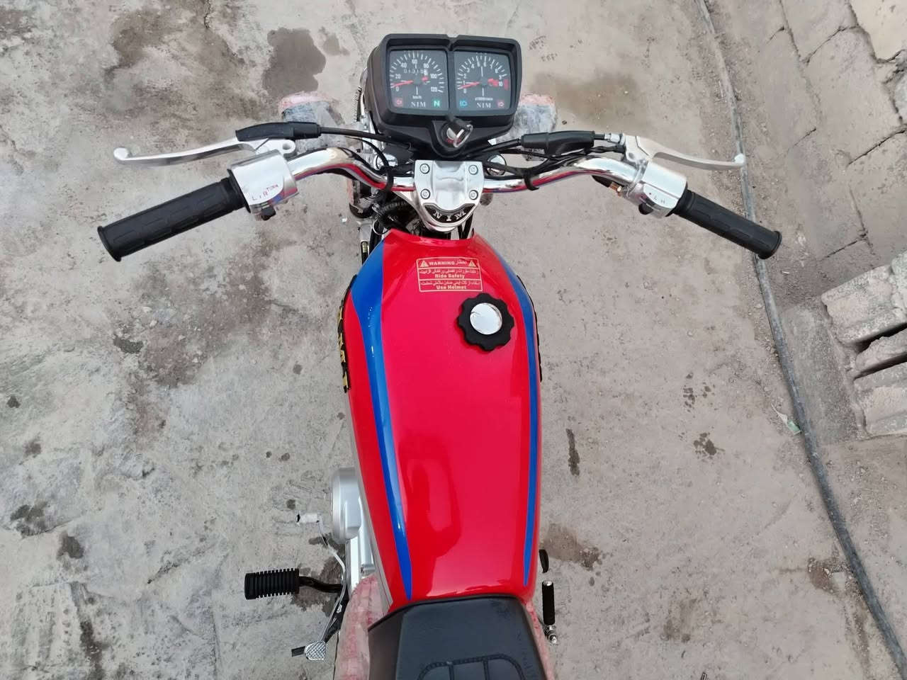 سلام عليكم نامه 4كير نضيفه مكاني غزاليه السعر 400وبيها مجال او مراوس بوكسر واطي فرق
***********
