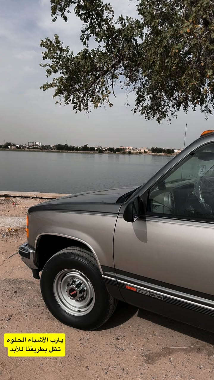 للبيع جمس سبيربان بهبهان 1999
كفاله عامه من الصبغ عده تكحيل كارت يم البك لايت الخلفي 
محرك 454/7.4 /v8  Vortec
230  حصان
كير اوتماتيك 4L80E /1000
دفع خلفي 
5.62 متر نسخة XL 
عدد الركاب .9
تبريد 3 قطع خلفي منفصل  ثلج
كراسي كهرباء 
و مرايات كهرباء
مثبت سرعه
تخم تاير برجستون جديد
باتري جديد 
حداده بلكارتون 
السياره ما تصرف عليه ربع 
منظومة بانزين جديده 
دورة الماي كلها جديده 
ترايك وين ما تريد
مواصفات SLE
جميحي اصل  
تحويل  مباشر
*********** اتصال او وات ساب 
السعر 115 البصرة, العراق
