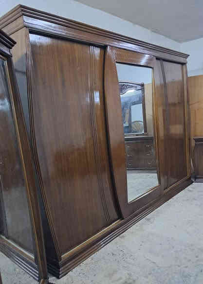 اليدور تحفه فنيه تالكه يم الموسوي يعلن معرض الموسوي عن وجود غرفه موديل سلايت سندانه نوم صاج نظام تركي شغل عراقي درجه اوله نقش زان مصري ارتفاع الكنتور مترين و30مجرات حفر سجه لون جوزي عل بندقيه اي استفسار خاص او الاتصال ***********
***********واتساب
