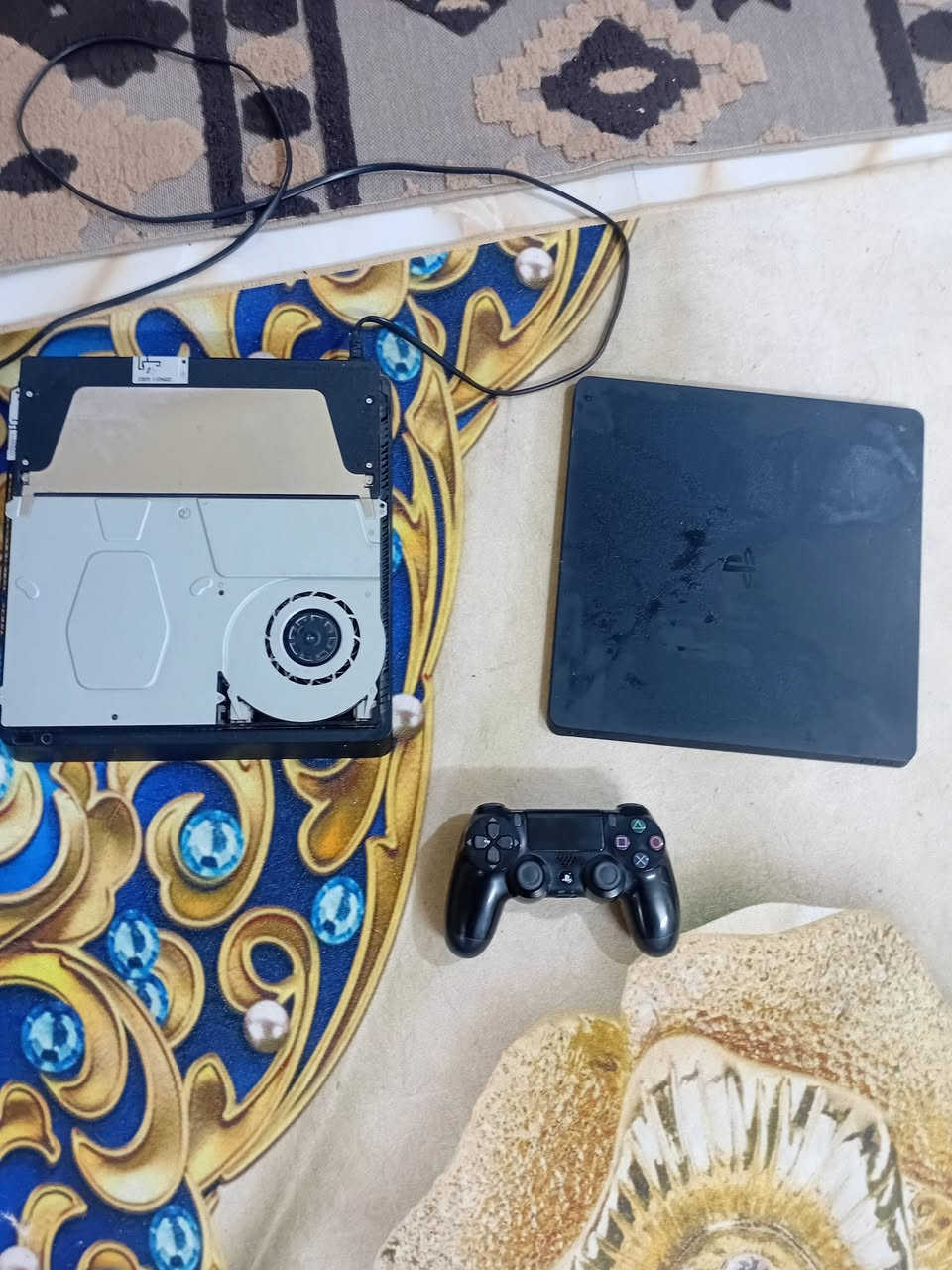 سلام عليكم بلي فور كلش نضيف ويا يدتين سعر ١٥٠ كلش قفل مكاني بصره الهارثه


**إذا كنت صاحب هذا الإعلان وتريد حذفه لأي سبب، رجاءا أرسل رسالة إلى الدعم الفني**