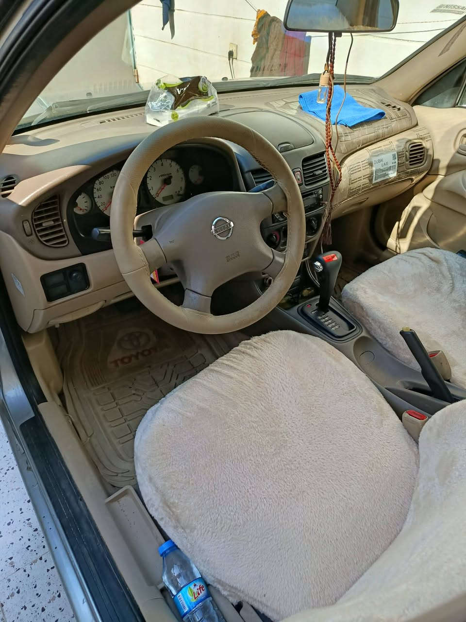 السلام عليكم نيسان صني ياباني موديل 2008 الرقم سليمانيه ثانويه جديد هزه جديد شرط تحويل وكاله سنويه باسمي مكاني كفري سونر موجود سعر خابرني گير ومحرك الشرط اوتوماتيك ***********
