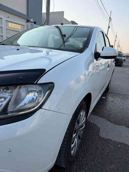 رينو سيمبل 2017 فرنسي 

!!!!!!كفالة عامة!!!!!!!!!!

محرك 1600 

ماشية 54 الف وفي تصاعد

سبيرها منازل جديد 

الكتلوك الاصلي 

دبل مفتاح

شاشة وكاميرا دوارة

رقم بغداد الانكليزي 

سونار جديد 

بغداد - الكاظمية

***********

السعر ٩٢ $ بغداد
