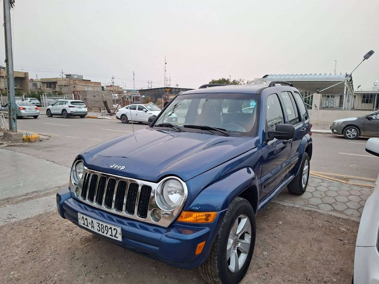 يارب الله سلام عليكم جيب لبرتي موديل 2007
رقم بغداد دولي تحويل ثاني يوم 
سياره مكفوله من الضرب مصبوغه عام جماليه 
تخم تاير جديد صدر جديد كهربائيات كلها شغاله 
كير خير من الله محرك خير من الله 
النوان واسط النعمانيه السعر 75بيها مجال حك الجيه 
***********
***********
