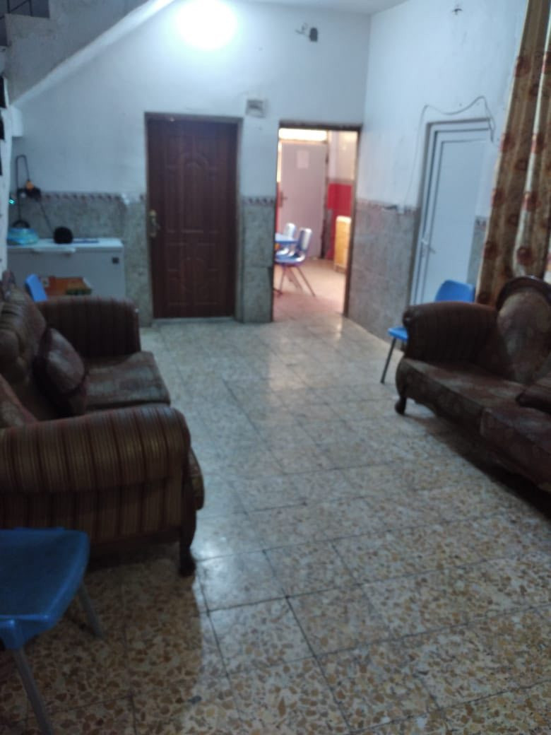 🏛 يعلن مكتب صباح الزاملي للعقار 🏛

للبيع مشتمل في واسط الدبيه الثانيه

🎀طابقين غرفتين نوم وهول ومطبخ وستقبال صحيات داخليه وخارجيه  وستاره وبيتونه

♦️مساحة 90 م
♦️واجه 6 م
♦️النزال 15م
♦️موقع مميز قرب مدرسة الاطلال 
♦️السعر 65 وقابل للتفاوض 

------------------------
#لـــمـــزيـــد مـــن الــــعـــروض يـــرجـــى الاعـــجـــاب بالـــصـــفـــحـــة لـــيـــصـــلـــك كـــل جـــديـــد&
======================
#لـــمـــن يـــرغـــب فـــي عـــرض عـــقـــاره لـــلـــبـــيـــع فــي الـــبــيــج يـــرجـــى الــتــواصــل مــعــنــا ع الــخــاص 

#عنوان
#المـــكـــتـــب
الطشاش قرب جامع الإمام الحسن العسكري
🏛 مكتب صباح الزاملي للعقار 🏛
------------------------------------------
لـــلاســــتـــفـــســـار الاتـــصـــال عـــلـــى :
📱📱📲📲
***********
