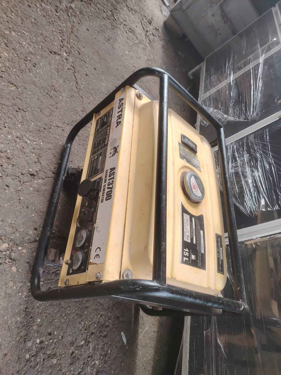 توجد اغراض منزليه مستعمله باله نضيفه وسعار مناسبه العنوان صويره تقاطع حي زهور الإستفسار الخاص مفتوح او اتصال او وتساب*********** وتساب***********       لايك للمنشور😇
