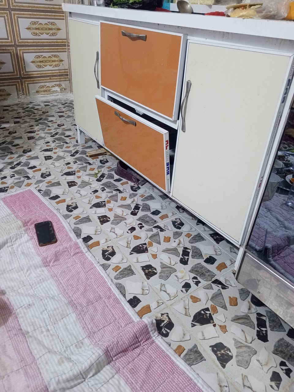 كاونتر للبيع سعرة ٣٠٠ وبي مجال


**إذا كنت صاحب هذا الإعلان وتريد حذفه لأي سبب، رجاءا أرسل رسالة إلى الدعم الفني**