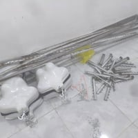 أغراض محل ملابس • بيع/شراء