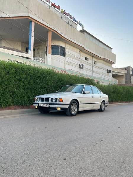 Bmw 525i
1995
*********** Singapore
