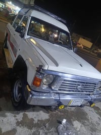 للبيع نيسان باترول موديل ١٩٩٥ رقم بغداد بسمي رقم أصفر حمل وراك امامي و...