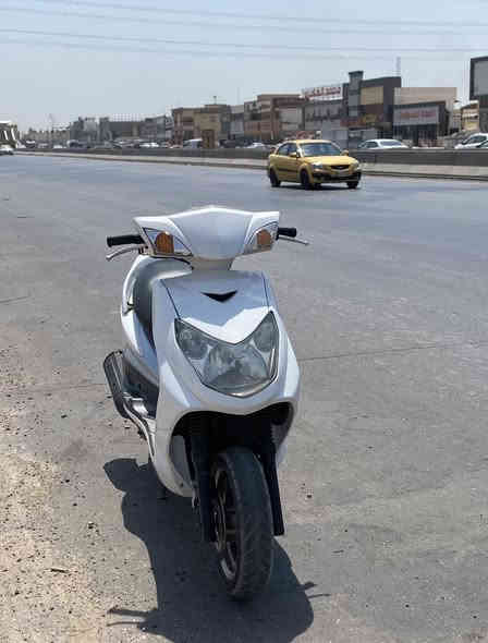 السلام عليكم                                                                   سكنس فحل ياباني نوزل قبق نفخ خطين للبيع.            الدراجة مكينتهة مكفولة السعر مليون وبيه مجال.                      المكان بغداد /الشعب/الثعالبة الأولى                                          الهاتف          (    ***********    )
