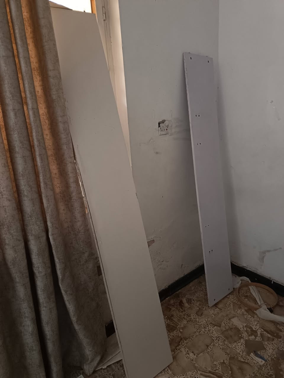 أنتباه السلام عليكم عندي جربايه أم نفرين  للبيع
جربايه نضيفه كلش بس رايدلهه مسحهه كون صريح وياكم
السعر 75وبيهه مجال
مكاني بغداد الغزاليه
الرقم ***********
