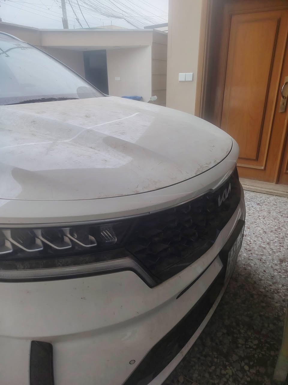 السلام عليكم سورنتو موديل ٢٣ فول مواصفات 4x
معروف ماشية ٥٠٠٠ الف فقط يعني تعتبر زيرو رقم بغداد دولي مكاني بغداد
***********
