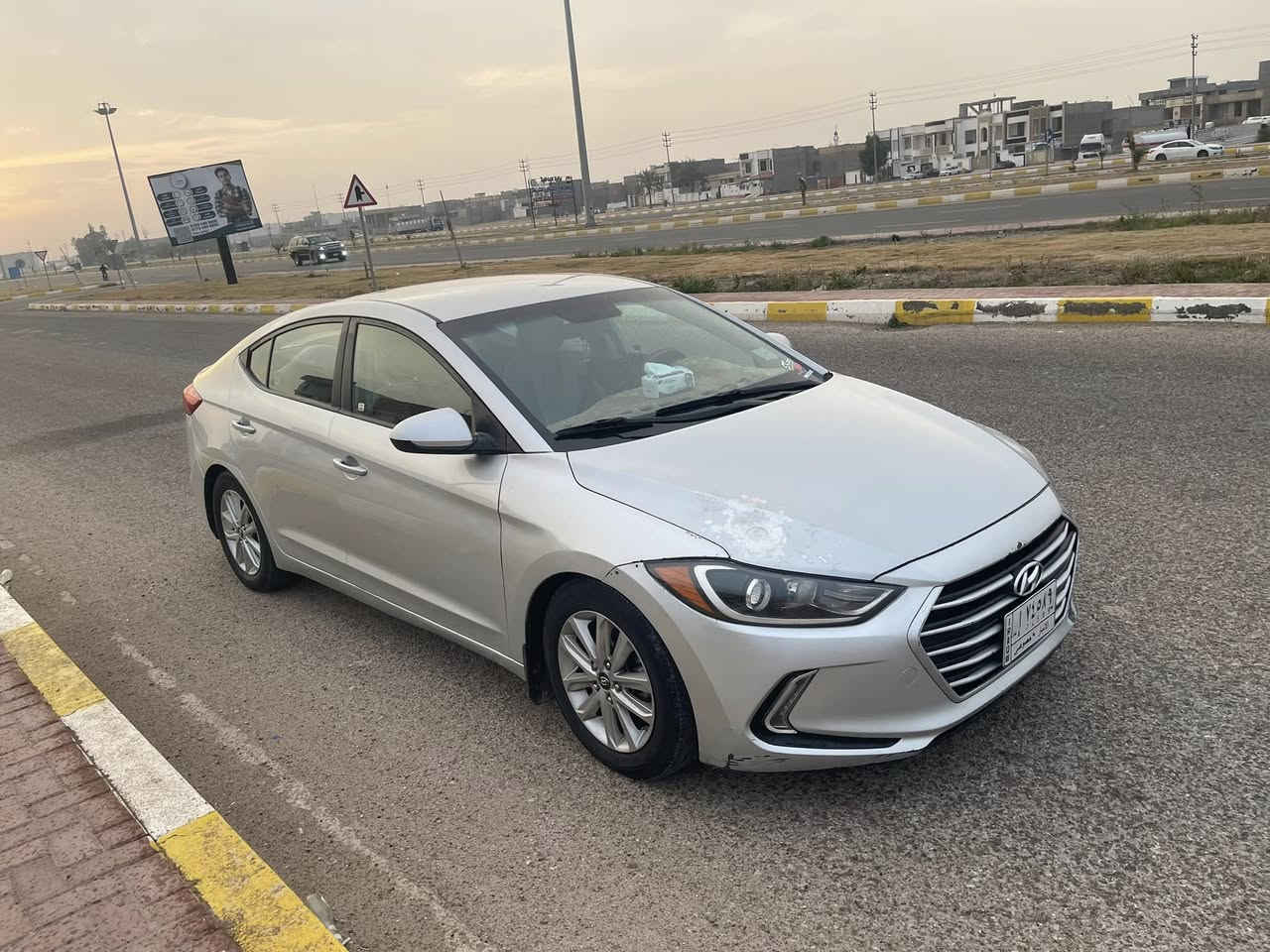 التفاصيل داخل المنشور للاستفسار اكثر اتصل 
*********** 
***********
مكان السيارة الانبار الرمادي محرك السيارة ٢٠٠٠ دوش
