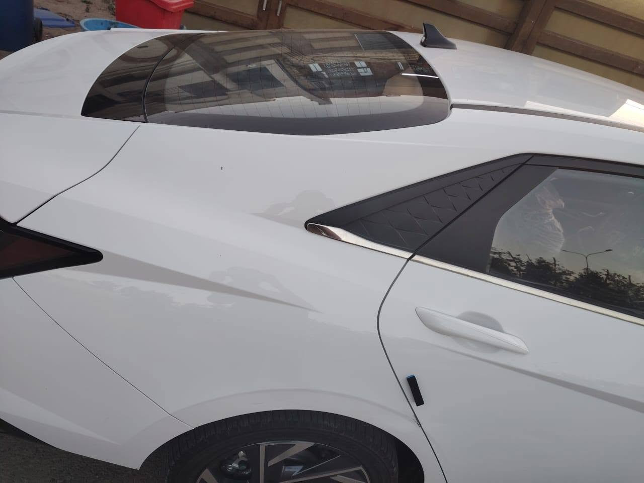 النترا تجميع الصين موديل ٢٥ سيارهs ماشيه ٣٨ لا صبغ بارد بيه طخه بين الباب والجاملغ بسيطه سياره باسمي حصرا تحويل مدوشمه كامله مكمله
سعر ١٤٢ وبيه مجال كلش قليل 
مكاني بغداد الشراي يتصل
***********
النترا تجميع الصين موديل ٢٥ سياره ماشيه ٣٨ لا صبغ بارد بيه طخه بين الباب والجاملغ بسيطه سياره باسمي حصرا تحويل مدوشمه كامله مكمله
