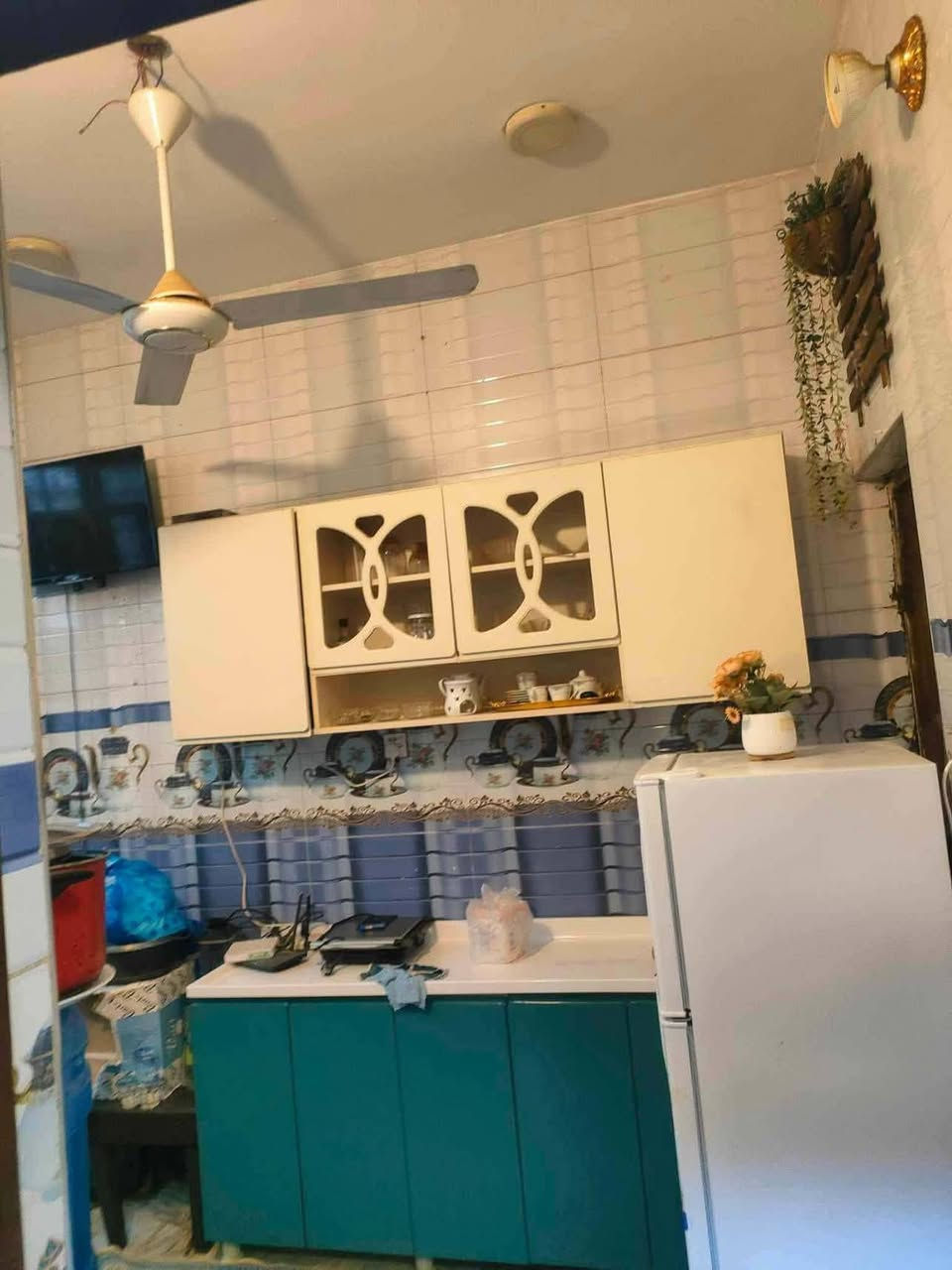 مشتمل للبيع مساحه100طابقين  حي الصحه قرب بيت ابوالنسر //بيع مستعجل جدا . جوه السوك بهواي . سعر88وهم بي مجال. ***********
