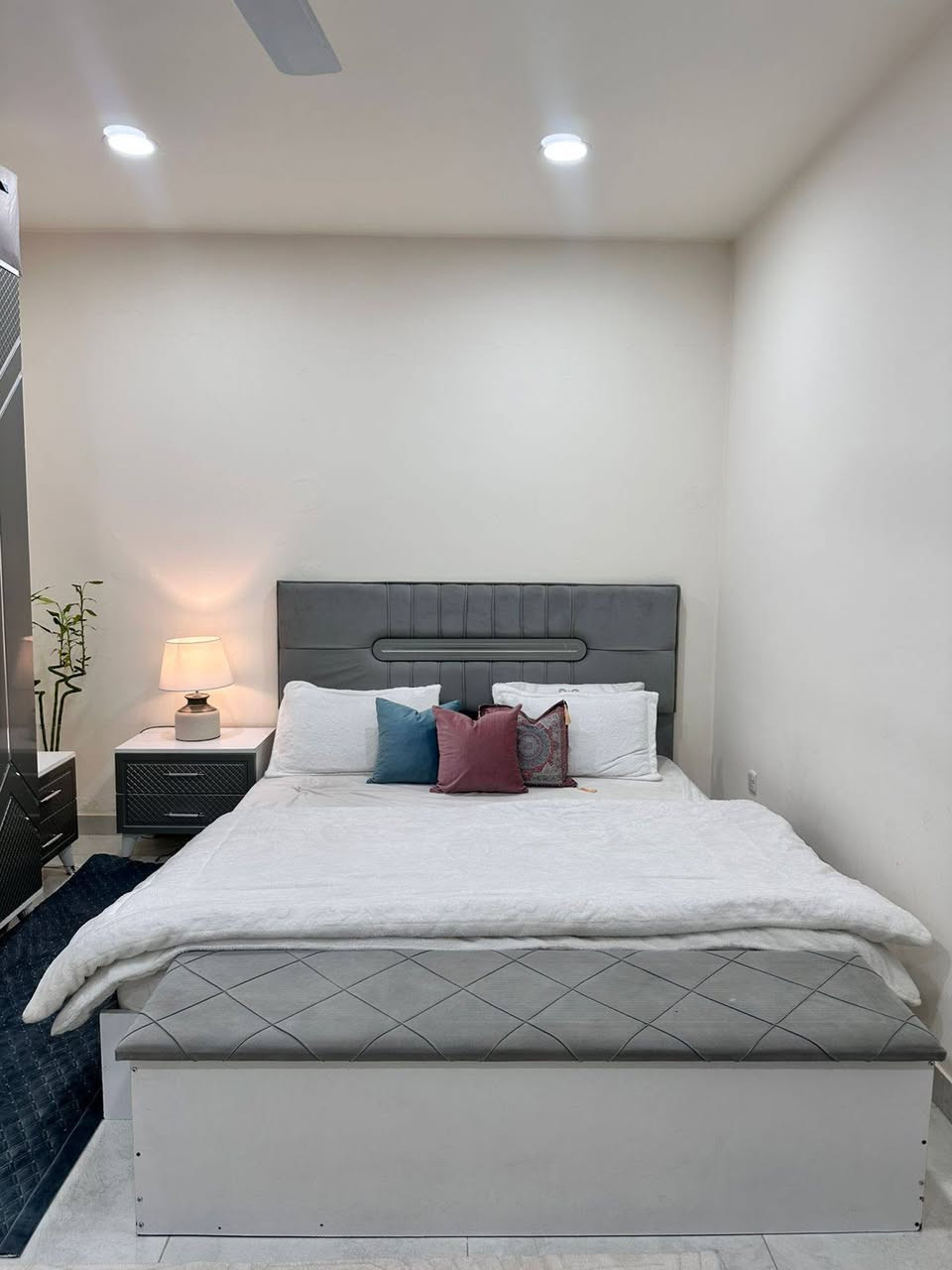 غرفه تركي نظيفه جداااا بدون ضرر
7 قطع. ب٦٠٠ وبيه مجال 

المنصور خلف ماكسي مول


**إذا كنت صاحب هذا الإعلان وتريد حذفه لأي سبب، رجاءا أرسل رسالة إلى الدعم الفني**