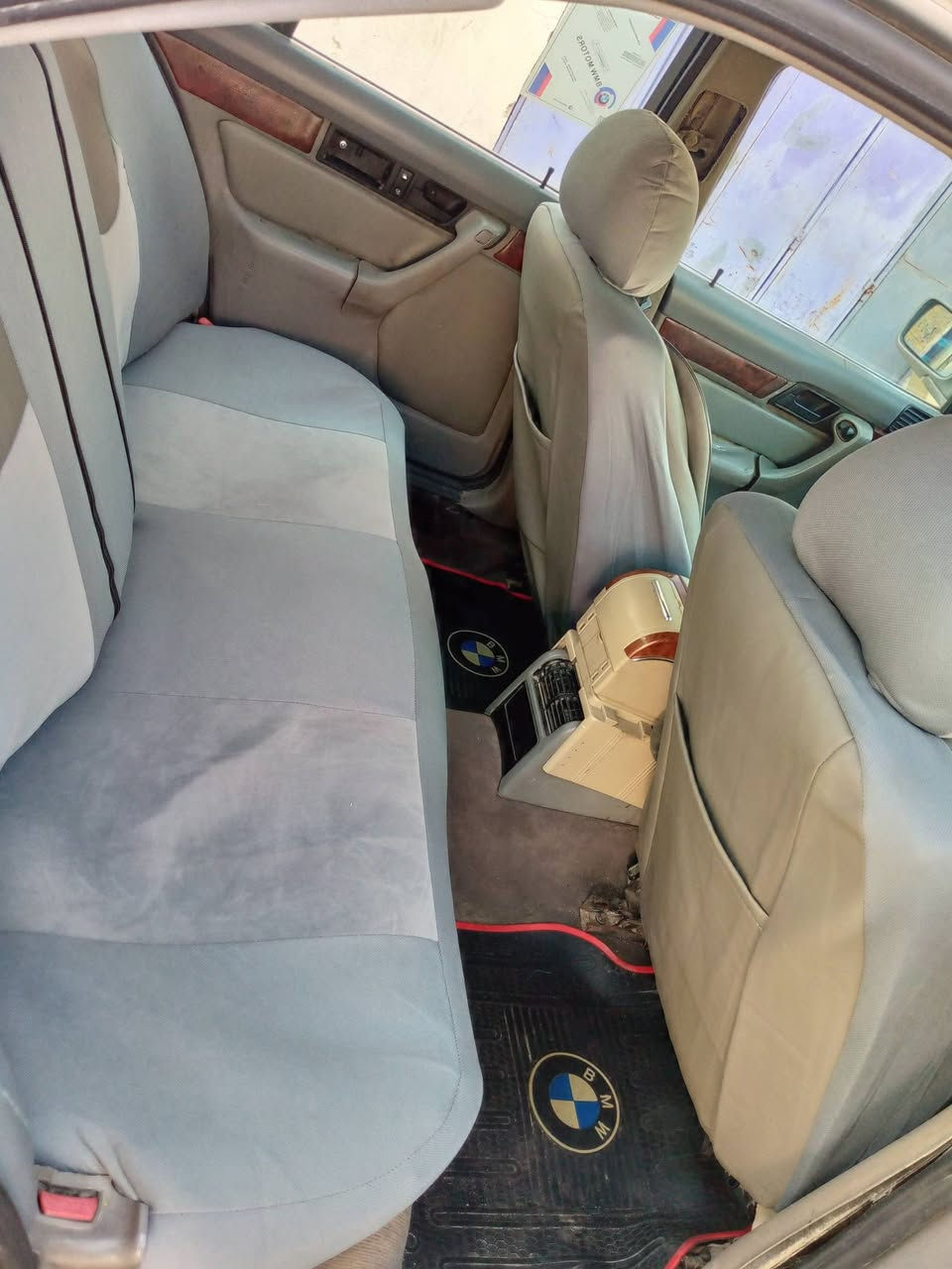 سلام عليكم  بي ام 500
عل بلاد موديل 92 محرك شرط تبريد ثلج 🥶 بدون خياس بدون معجون سيارة خير  الله  #امراوس #حسب #القناعة 
اترايك للبصرة سعرها 58 مكان الرمادي مركز المدينة 
الشراي يتصل ***********
