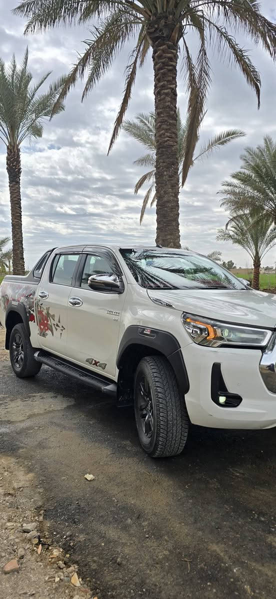 للبيع تويوتا هايلوكس 6 سلندر فورويل 2022 رقم بغداد بسمي سنويه وارقام جديد

السعر 318 وبيه مجال مكان السياره بغداد 

مكفولة عدا شخوط بسيطه بالدعاميه الاماميه 

فول مواصفات بصمه تبريد قطعتين تبريد بالكشنات تحكمات حساسات أمامية وخلفية كامره 
كير محرك اكسل صدر مكفول تخم تاير  
***********
